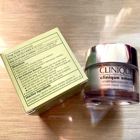 BRAND NEW Clinique Smart Broad Spectrum SPF 15 Custom-Repair Moisturizer 1.7 oz - Picture 3 of 7